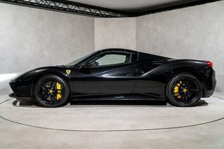 Ferrari 488 SPIDER. CARBON INTERIOR. PASSENGER DISPLAY. LIFT. CARPLAY. FRONT END PPF. 14