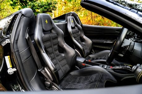 Ferrari 488 SPIDER. CARBON INTERIOR. PASSENGER DISPLAY. LIFT. CARPLAY. FRONT END PPF. 10