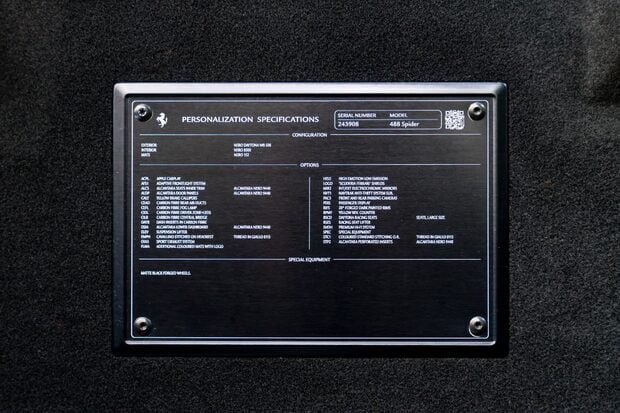 Ferrari 488 SPIDER. CARBON INTERIOR. PASSENGER DISPLAY. LIFT. CARPLAY. FRONT END PPF. 4