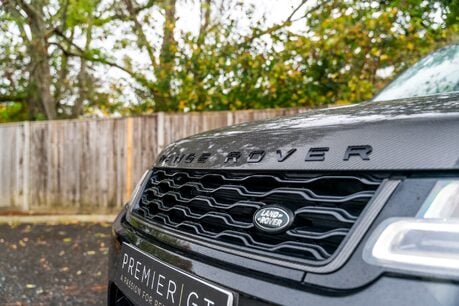 Land Rover Range Rover Sport SVR CARBON EDITION. HUGE SPEC. HEATED & COOLED SEATS. HUD. PANO ROOF. 4