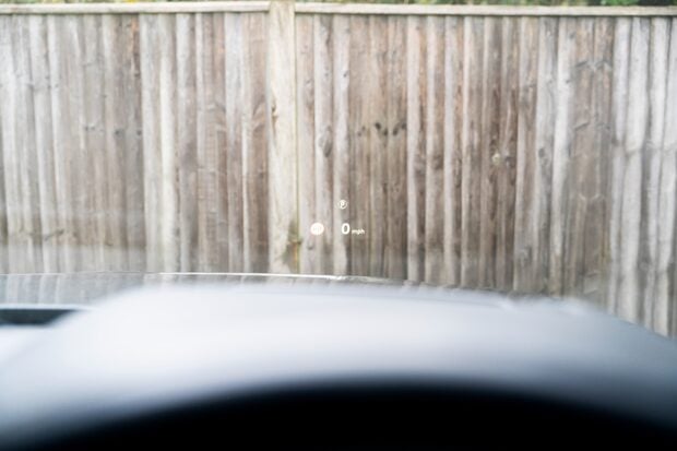 Land Rover Range Rover Sport SVR CARBON EDITION. HUGE SPEC. HEATED & COOLED SEATS. HUD. PANO ROOF. 4