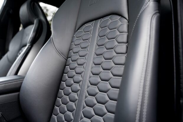 Audi RS4 AVANT QUATTRO CARBON BLACK. PANORAMIC ROOF. B&O. COMFORT AND SOUND PACK. 5