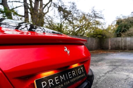 Ferrari Roma WARRANTY. PASSENGER DISPLAY. CARBON STEERING WHEEL. MAGNERIDE SUSPENSION. 7