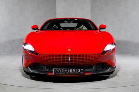 Ferrari Roma WARRANTY. PASSENGER DISPLAY. CARBON STEERING WHEEL. MAGNERIDE SUSPENSION. 2