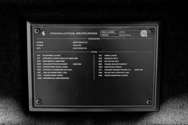 Ferrari Roma WARRANTY. PASSENGER DISPLAY. CARBON STEERING WHEEL. MAGNERIDE SUSPENSION. 5