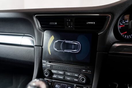 Porsche 911 CARRERA 4S. MANUAL. HEATED SEATS. BOSE. SPORT EXHAUST 39