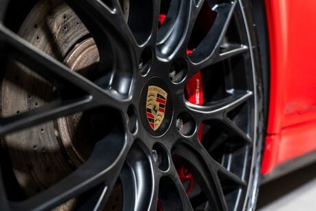 Porsche 911 CARRERA 4S. MANUAL. HEATED SEATS. BOSE. SPORT EXHAUST 10