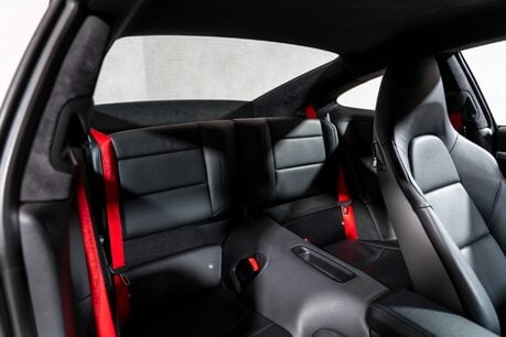 Porsche 911 CARRERA 4S. MANUAL. HEATED SEATS. BOSE. SPORT EXHAUST 17