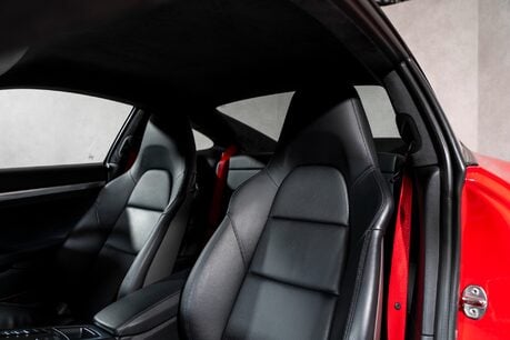 Porsche 911 CARRERA 4S. MANUAL. HEATED SEATS. BOSE. SPORT EXHAUST 16