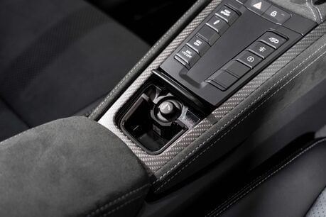 Porsche 718 SPYDER RS PDK. WEISSACH PACKAGE. CERAMIC BRAKES. LIFT. BOSE. 25