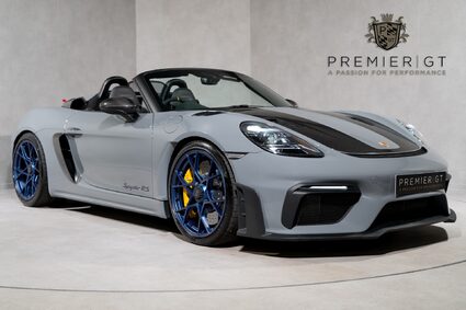 Porsche 718 SPYDER RS PDK. WEISSACH PACKAGE. CERAMIC BRAKES. LIFT. BOSE.