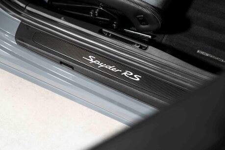 Porsche 718 SPYDER RS PDK. WEISSACH PACKAGE. CERAMIC BRAKES. LIFT. BOSE. 38