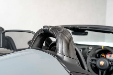 Porsche 718 SPYDER RS PDK. WEISSACH PACKAGE. CERAMIC BRAKES. LIFT. BOSE. 49