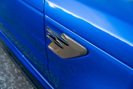 Land Rover Range Rover Sport SVR. URBAN EDITION. DEPLOYABLE SIDE STEPS. PANO ROOF. HUD. PIXEL LEDS. 8