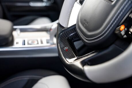 Land Rover Range Rover Sport SVR. URBAN EDITION. DEPLOYABLE SIDE STEPS. PANO ROOF. HUD. PIXEL LEDS. 23