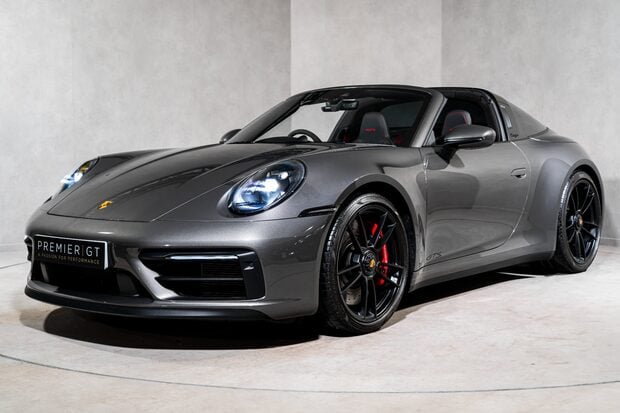 Porsche 911 TARGA 4 GTS PDK. SPORT DESIGN PACKAGE. BOSE. MATTE CARBON INTERIOR. PDLS+ 1