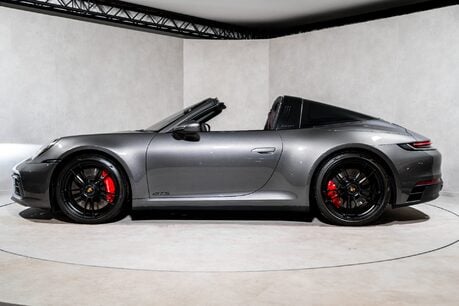 Porsche 911 TARGA 4 GTS PDK. SPORT DESIGN PACKAGE. BOSE. MATTE CARBON INTERIOR. PDLS+ 8