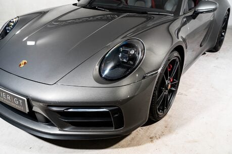 Porsche 911 TARGA 4 GTS PDK. SPORT DESIGN PACKAGE. BOSE. MATTE CARBON INTERIOR. PDLS+ 45