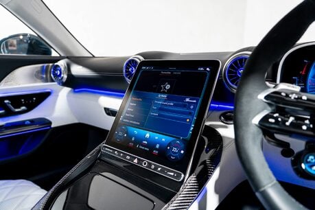 Mercedes-Benz Amg GT 63 S E PERFORMANCE PREMIUM PLUS. NIGHT PACK. H,C & M SEATS. PAN ROOF. LIFT. 38