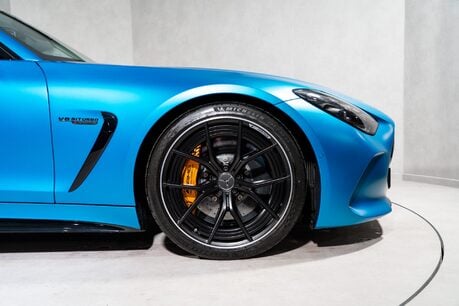 Mercedes-Benz Amg GT 63 S E PERFORMANCE PREMIUM PLUS. NIGHT PACK. H,C & M SEATS. PAN ROOF. LIFT. 10