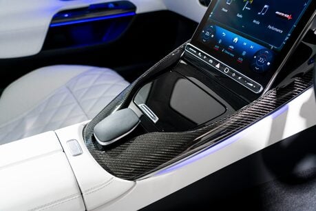 Mercedes-Benz Amg GT 63 S E PERFORMANCE PREMIUM PLUS. NIGHT PACK. H,C & M SEATS. PAN ROOF. LIFT. 31