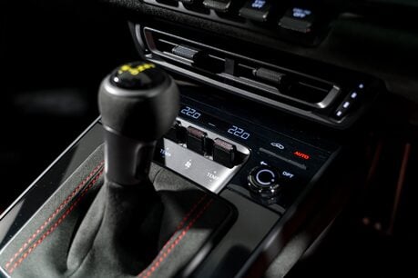 Porsche 911 GT3 RS PDK. WEISSACH PACKAGE. FULL SATIN PPF. PCCBS. LIFT. 29