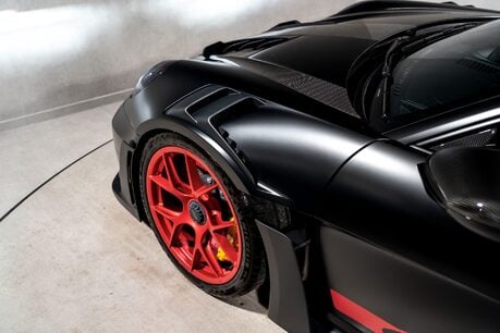 Porsche 911 GT3 RS PDK. WEISSACH PACKAGE. FULL SATIN PPF. PCCBS. LIFT. 51