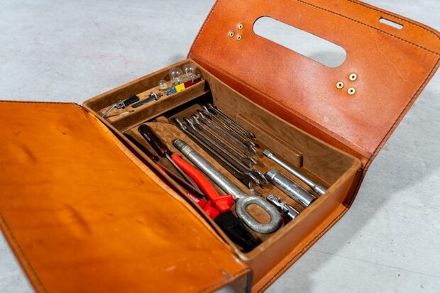 Ferrari 348 TS. LOW MILEAGE. STUNNING EXAMPLE. 5