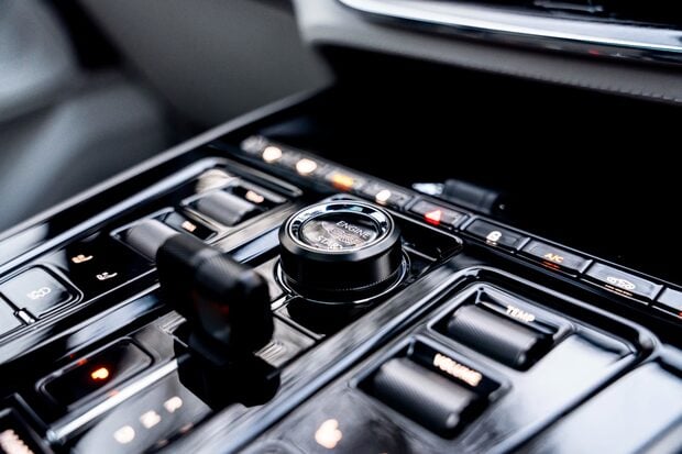 Aston Martin DBX 707 V8. VAT Q. Q PAINTWORK. 40K IN OPTIONS. DUOTONE INTERIOR. H & C SEATS. 5