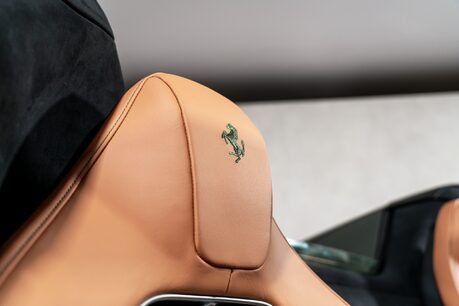 Ferrari 12 Cilindri SPIDER. DELIVERY MILEAGE. NERO DS EXTERIOR PACK. CARBON WHEEL & LEDs. LIFT 19