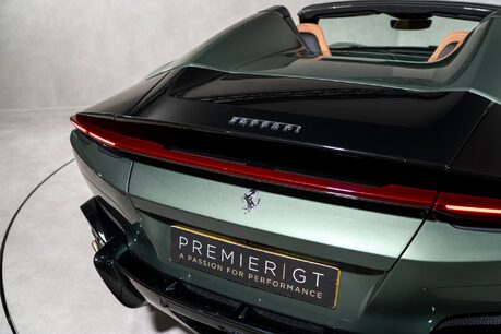 Ferrari 12 Cilindri SPIDER. DELIVERY MILEAGE. NERO DS EXTERIOR PACK. CARBON WHEEL & LEDs. LIFT 32