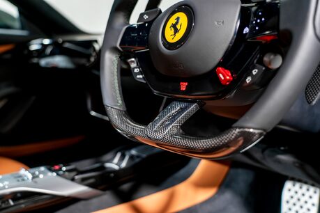 Ferrari 12 Cilindri SPIDER. DELIVERY MILEAGE. NERO DS EXTERIOR PACK. CARBON WHEEL & LEDs. LIFT 55