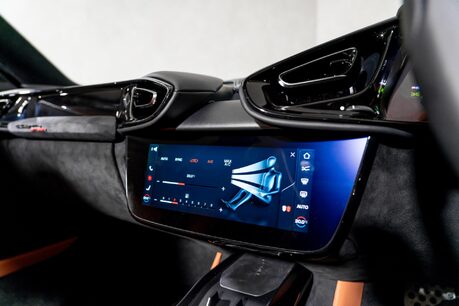 Ferrari 12 Cilindri SPIDER. DELIVERY MILEAGE. NERO DS EXTERIOR PACK. CARBON WHEEL & LEDs. LIFT 57