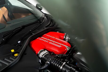 Ferrari 12 Cilindri SPIDER. DELIVERY MILEAGE. NERO DS EXTERIOR PACK. CARBON WHEEL & LEDs. LIFT 58