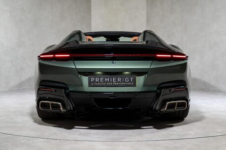 Ferrari 12 Cilindri SPIDER. DELIVERY MILEAGE. NERO DS EXTERIOR PACK. CARBON WHEEL & LEDs. LIFT 5