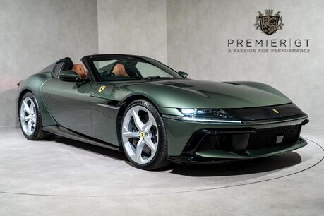 Ferrari 12 Cilindri SPIDER. DELIVERY MILEAGE. NERO DS EXTERIOR PACK. CARBON WHEEL & LEDs. LIFT 1