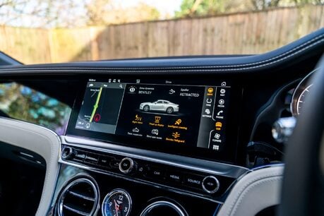 Bentley Continental GT V8. MULLINER SPEC. TOURING SPEC. CENTENARY SPEC. H,C & M SEATS. B&O. 14