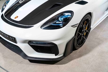 Porsche 718 SPYDER RS PDK. WEISSACH PACKAGE. CERAMIC BRAKES. LIFT. BOSE. 42