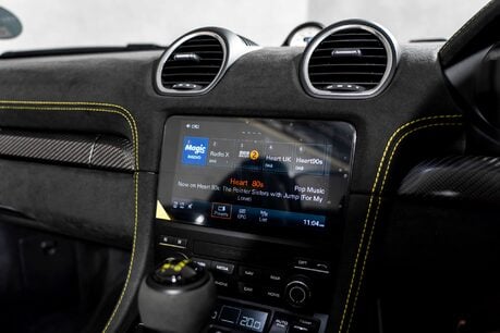 Porsche 718 SPYDER RS PDK. WEISSACH PACKAGE. CERAMIC BRAKES. LIFT. BOSE. 28