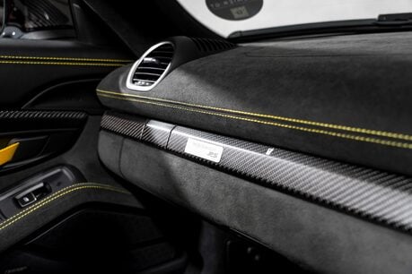 Porsche 718 SPYDER RS PDK. WEISSACH PACKAGE. CERAMIC BRAKES. LIFT. BOSE. 67