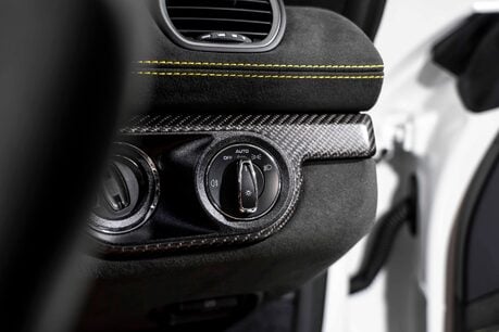 Porsche 718 SPYDER RS PDK. WEISSACH PACKAGE. CERAMIC BRAKES. LIFT. BOSE. 66