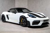 Porsche 718 SPYDER RS PDK. WEISSACH PACKAGE. CERAMIC BRAKES. LIFT. BOSE. 9