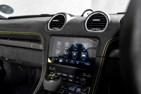 Porsche 718 SPYDER RS PDK. WEISSACH PACKAGE. CERAMIC BRAKES. LIFT. BOSE. 29