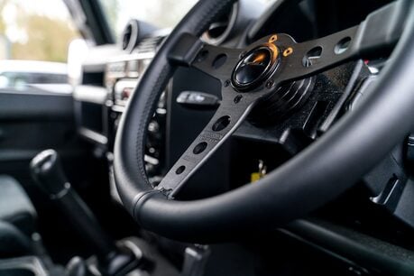 Land Rover Defender 90 TD XS STATION WAGON. TWISTED EDITION. TWISTED UPGRADES. HEATED SEATS. 12