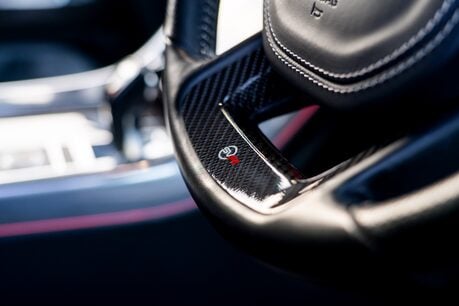 Land Rover Range Rover Sport SVR CARBON EDITION. DEPLOYABLE SIDE STEPS. MATRIX LEDs. CARBON FIBRE ENGINE BAY 12