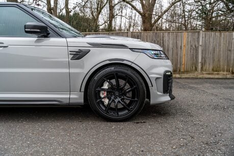Land Rover Range Rover Sport SVR OVERFINCH SUPER SPORTS. BESPOKE EXAMPLE. 1 OF 25 IN THE WORLD 6