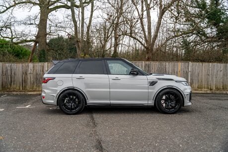 Land Rover Range Rover Sport SVR OVERFINCH SUPER SPORTS. BESPOKE EXAMPLE. 1 OF 25 IN THE WORLD 3