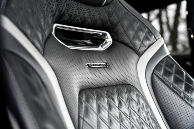 Land Rover Range Rover Sport SVR OVERFINCH SUPER SPORTS. BESPOKE EXAMPLE. 1 OF 25 IN THE WORLD 2