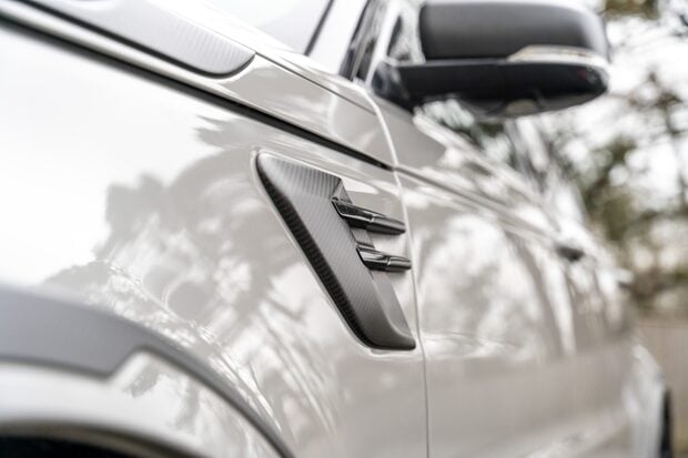 Land Rover Range Rover Sport SVR OVERFINCH SUPER SPORTS. BESPOKE EXAMPLE. 1 OF 25 IN THE WORLD 5