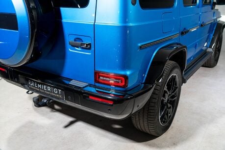 Mercedes-Benz G Series G 450 D AMG LINE PREMIUM PLUS. NIGHT PACKAGE. SLIDING SUNROOF. BURMESTER. 55